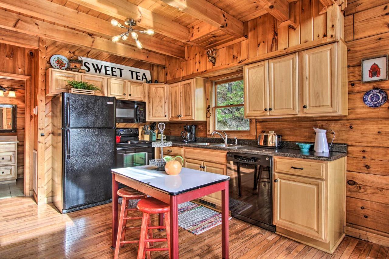 Pigeon Forge Scenic Solitude With Private Hot Tub! Zewnętrze zdjęcie