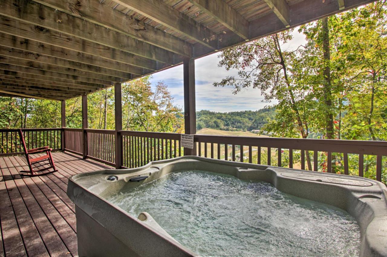 Pigeon Forge Scenic Solitude With Private Hot Tub! Zewnętrze zdjęcie