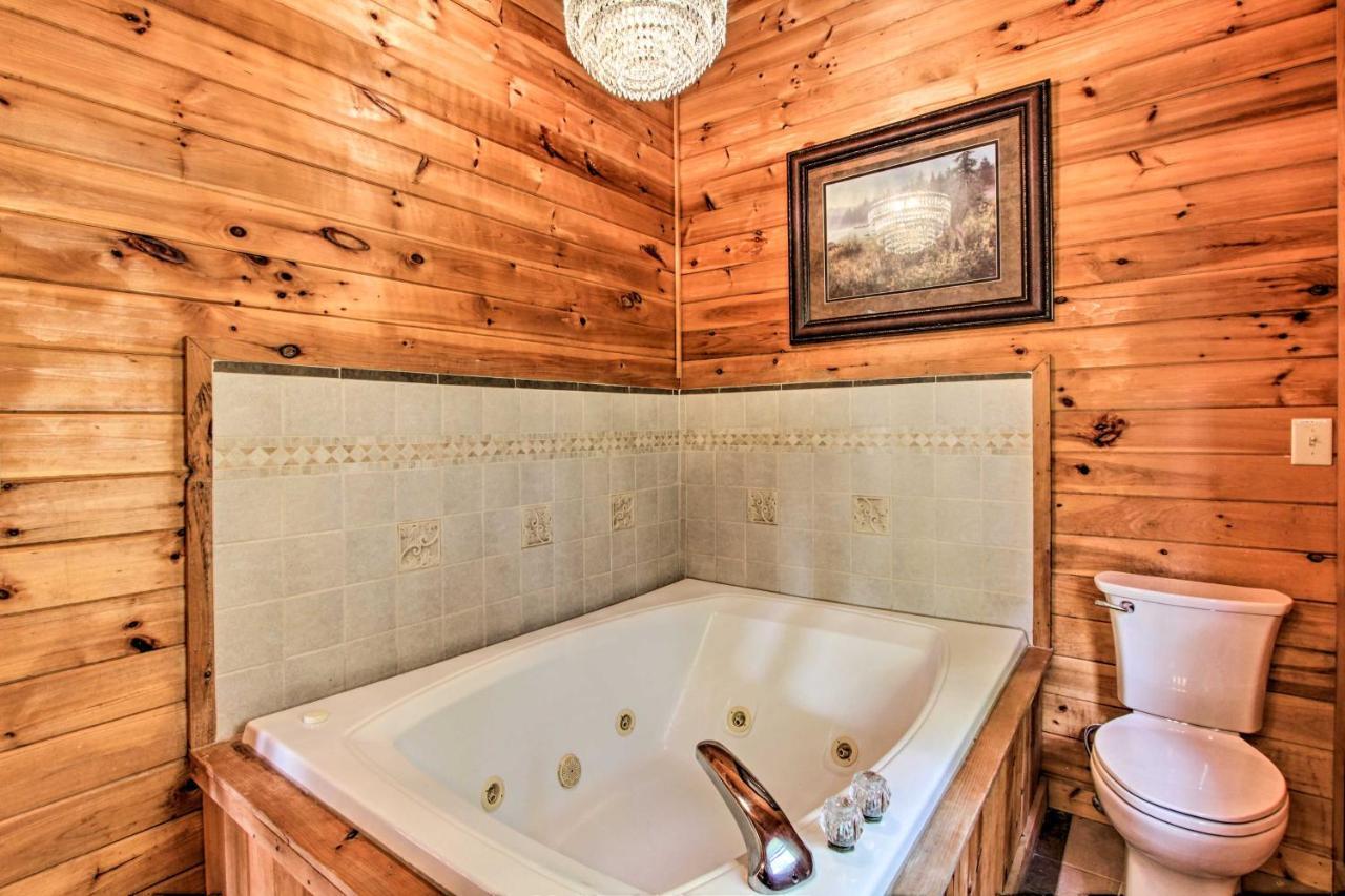 Pigeon Forge Scenic Solitude With Private Hot Tub! Zewnętrze zdjęcie